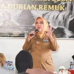 Bupati Ratna Machmud Apresiasi CSR PT AKL Bantu Trafo Listrik Untuk Masyarakat Durian Remuk