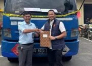 Kasat Reskrim Polres Muratara Serahkan Barang Bukti Truk Tangki ke Polda Sumsel