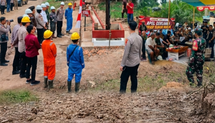 Polres Muratara Gelar Apel Ikrar dan Deklarasi Peresmian Tata Kelola Sumur Minyak Masyarakat di Desa Belani